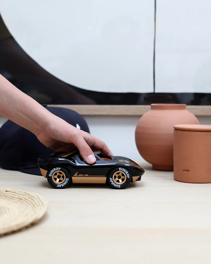 Playforever MINI KEN CAVE Racing Car - Black