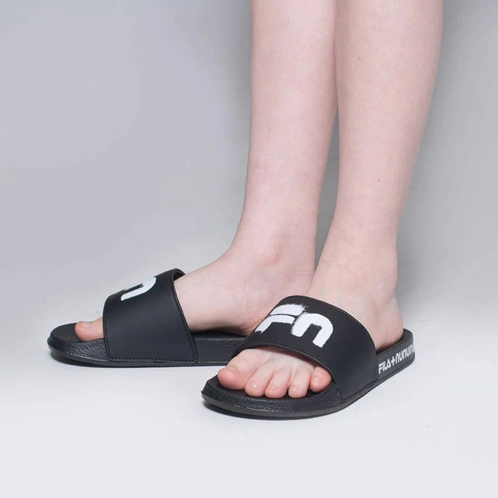 Nununu Kids FN SLIDERS - BLACK