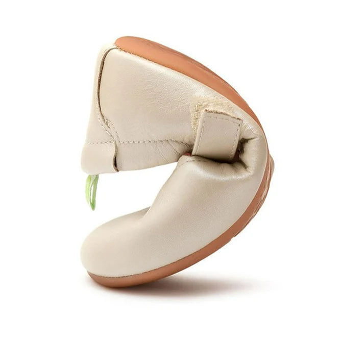 Tip Toey Joey Kids ROUNDY Ballerina Flats - Antique White/Fuchsia Shine