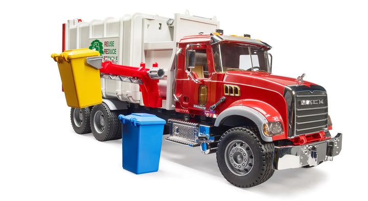 >Bruder 02811 MACK Granite Side loading garbage truck 23.6 x 7.3 x 10.2 inch