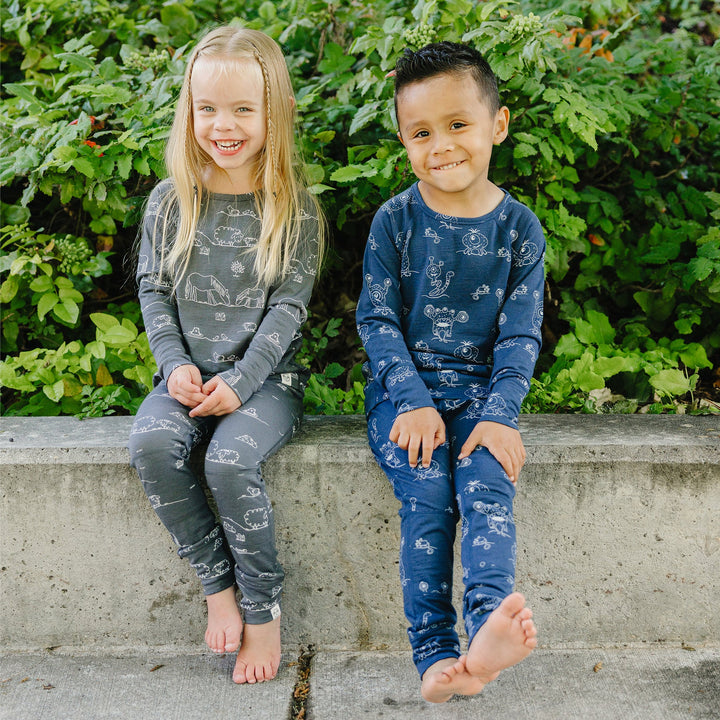 >Woolino Kids Merino Wool Base Layer Long Sleeve Top + Leggings Set - Farm