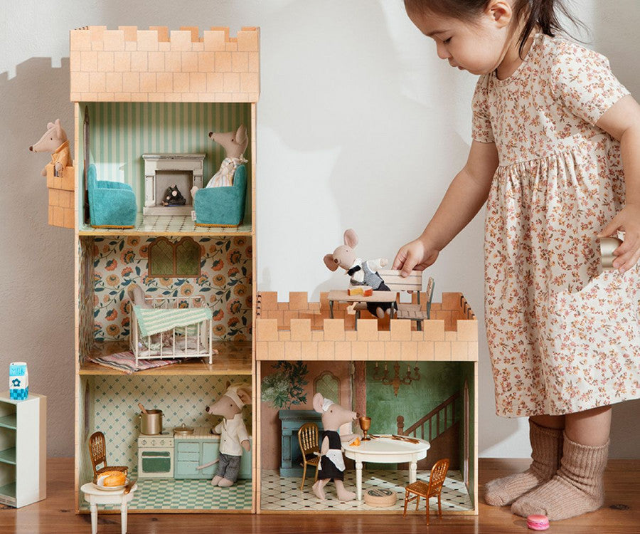 >Maileg Fireplace, Mouse - Off white [Expected Receipt Date: Aug 26]