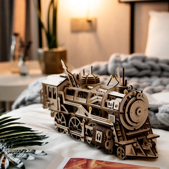 >Hands Craft DIY Wooden Puzzle: Locomotive