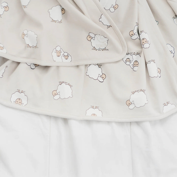 >Woolino Merino Wool 4 Season Toddler Blanket 52.5" x 40" - Sheep