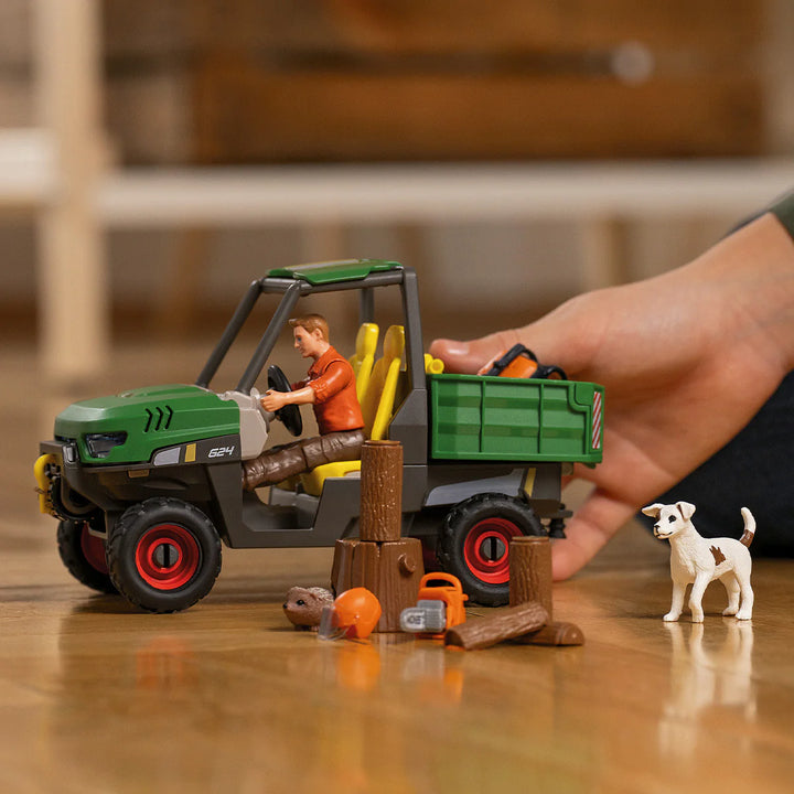 >Schleich FARM WORLD - Working in The Forest