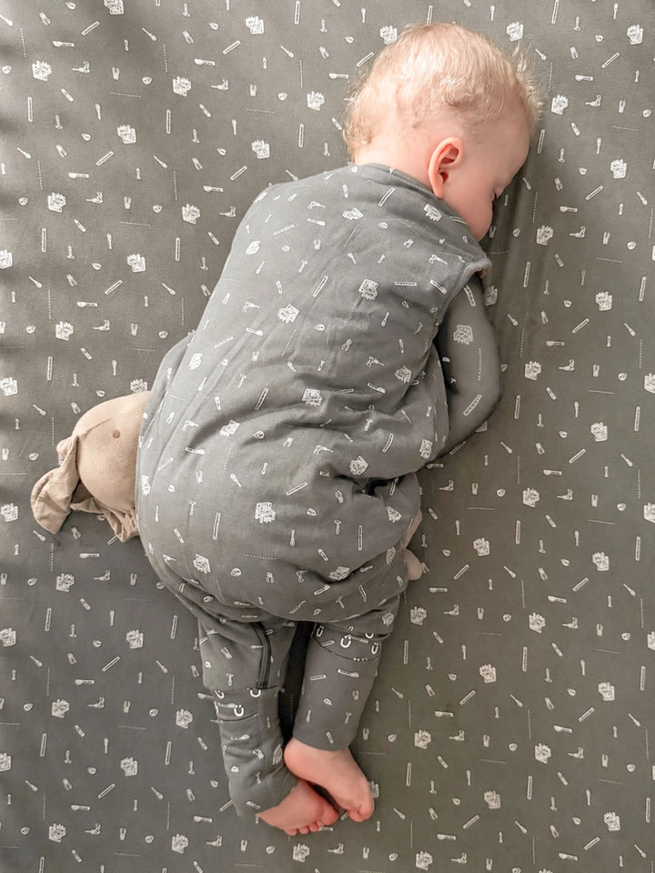 >Gunamuna Baby 1.0 TOG Footie Sleep Sack - Tools