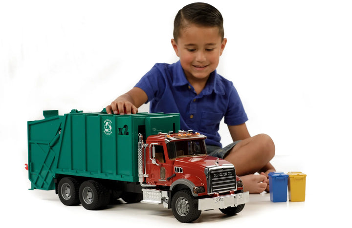 >Bruder 02812 MACK Granite Rear Loading Garbage truck 27.4 x 7.3 x 10.4 inch