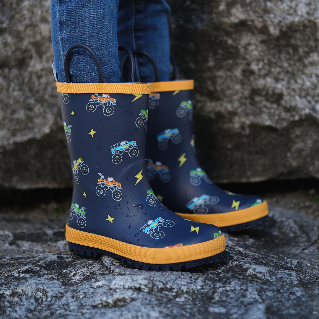 >Jan & Jul Kids Puddle-Dry Rain Boots (Handle) - Big Trucks