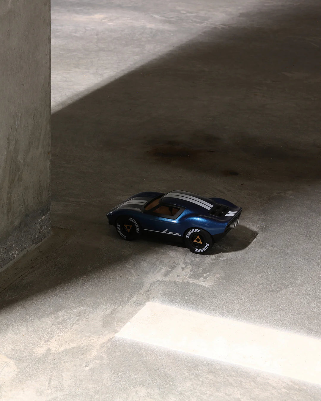 Playforever MINI KEN CASH Racing Car - Blue