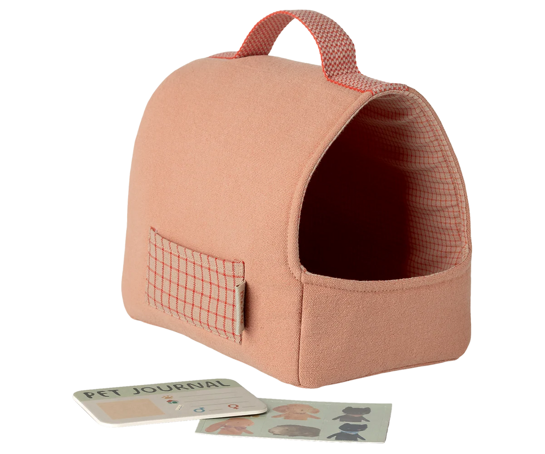 >Maileg Pet Carrier - Coral