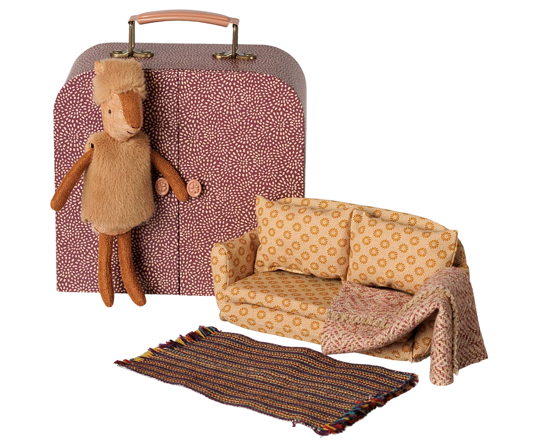 >Maileg Reindeer in suitcase, Little sister [Expected Receipt Date: Nov 26]