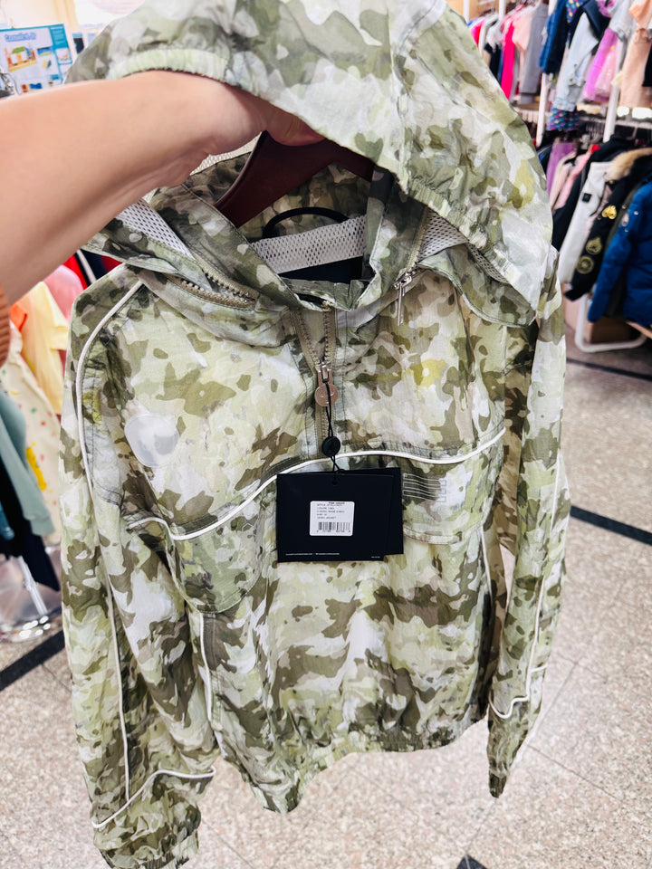 Moose Knuckles Kids Green Camouflage Bomber Jacket - 10-12Y