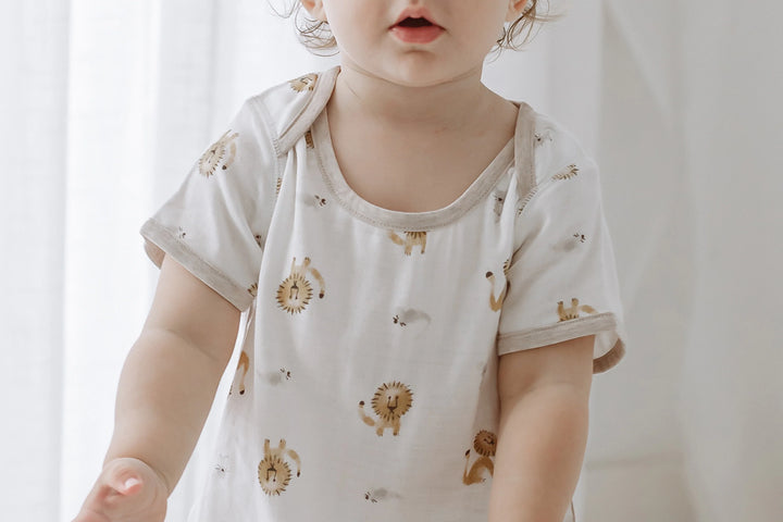 Nest Designs Baby Bamboo Pima Short Sleeve Onesie - The Lion and The Mouse