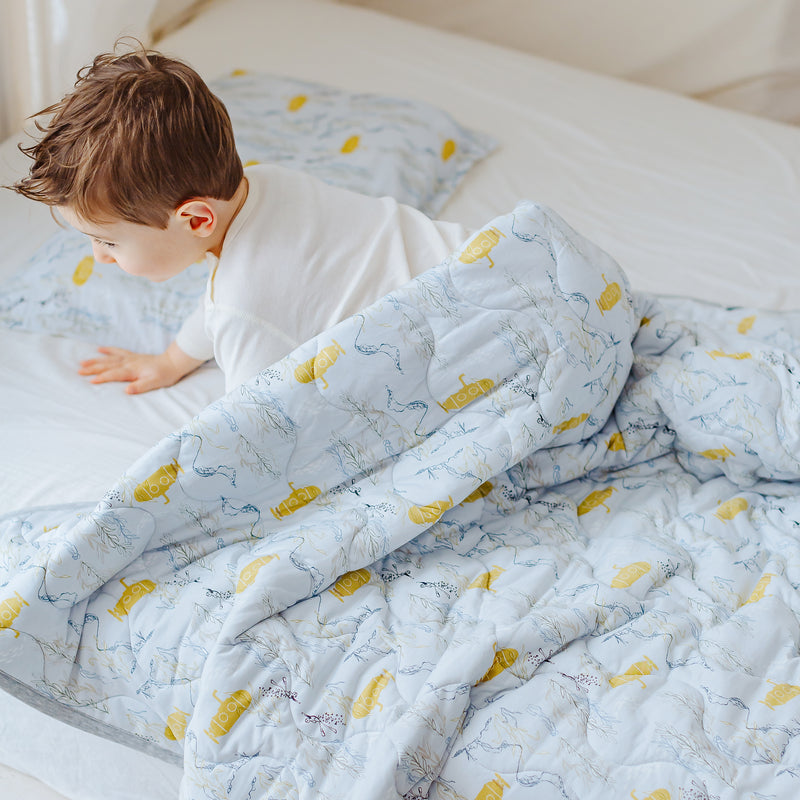 Nest Designs Kids/Baby 3.2 TOG Bamboo Jersey Quilted Medium Winter Blanket 57" x 70" - Blub Blub Yellow Sub