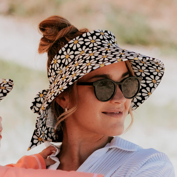 Bedhead Ladies UPF50+ Wide Brim Chlorine Resistant Visor Swim Sun Hat - Daisy