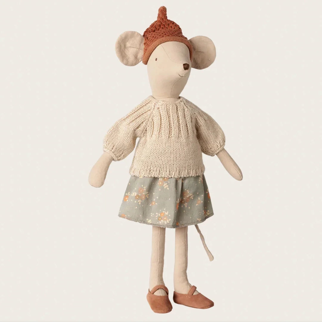 >Maileg Mouse, Medium - Skirt and sweater [Expected Receipt Date: Nov 26]