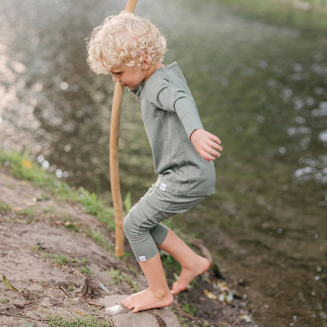>Woolino Kids Merino Wool Base Layer Long Sleeve Top + Leggings Set - Sage