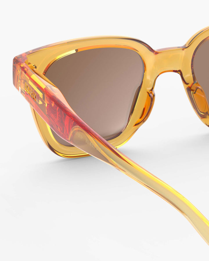 IZIPIZI PARIS Kids Polarized Sunglasses in CROSSROAD - Road Golden Canyon