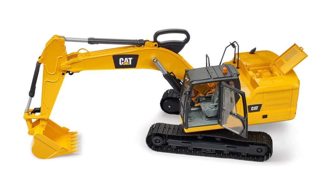 >Bruder 02484 CAT Excavator