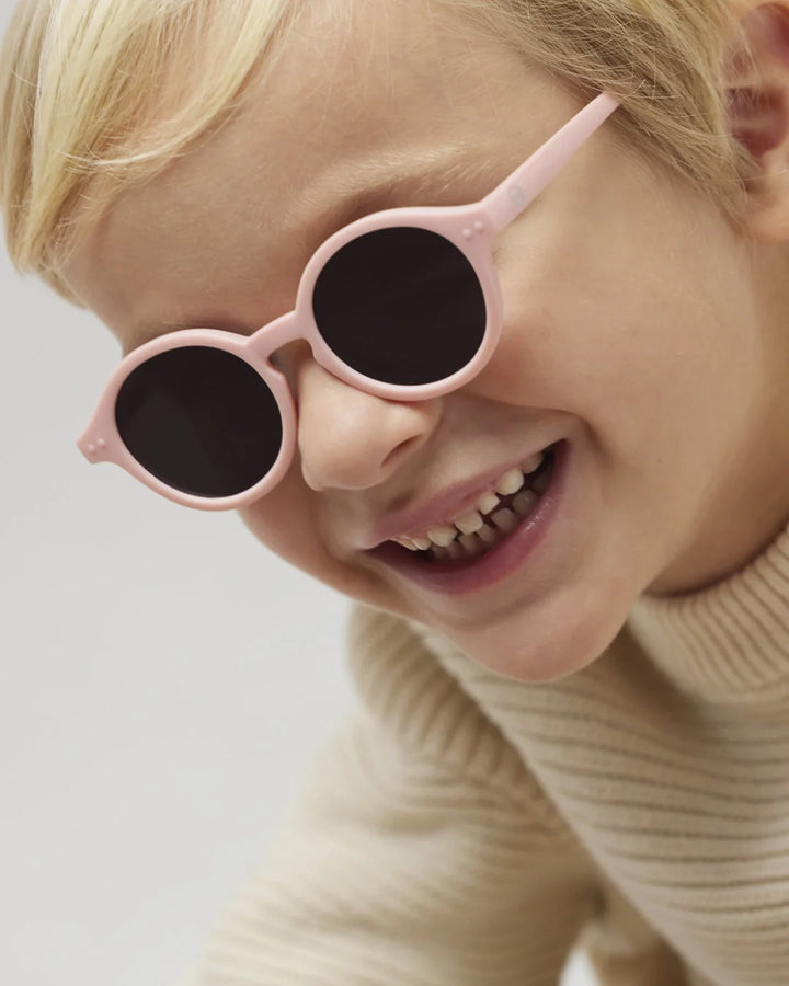 IZIPIZI PARIS Kids Plus 3-5 Years Polarized Sunglasses in Pantos #D Shape - Pastel Pink
