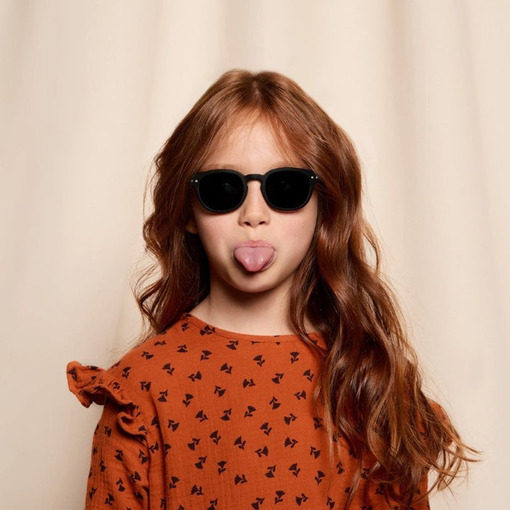 IZIPIZI PARIS Kids Polarized Sunglasses in Square #C - Black