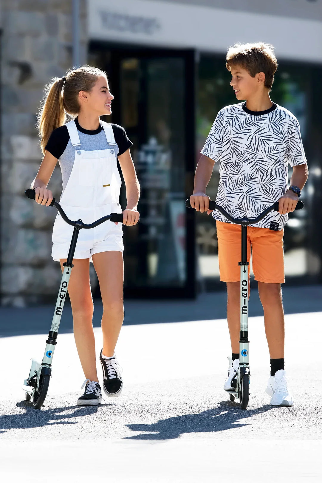 Micro Adult / Teen Speed Deluxe Scooters - Neon Rose