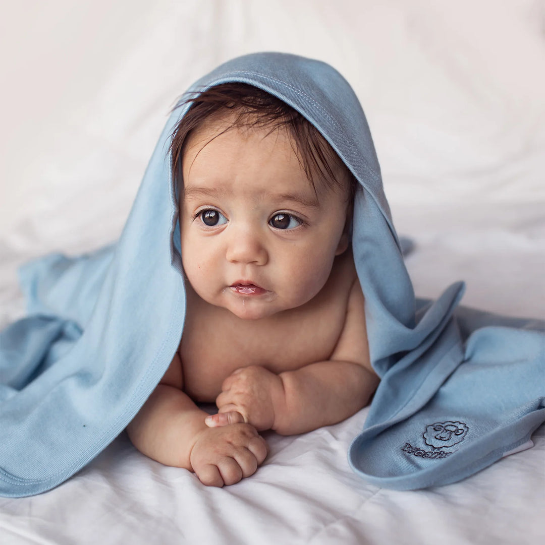 >Woolino Merino Wool Swaddle Blanket 39" x 35.5" - Blue