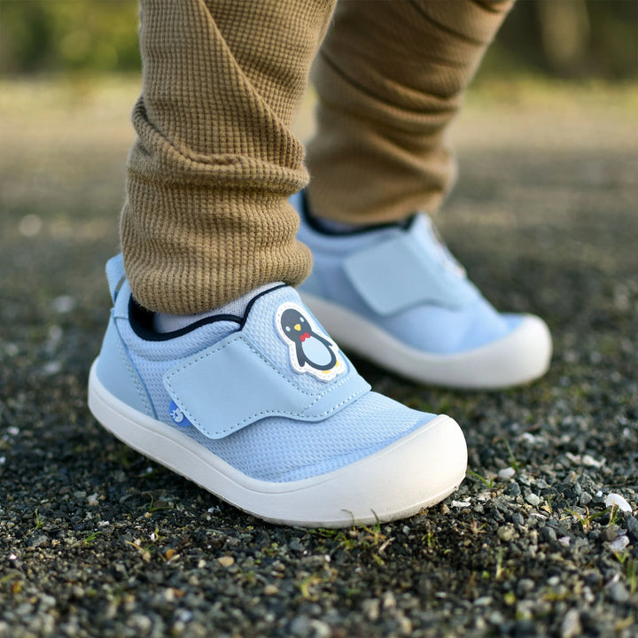 >Jan & Jul Kids Mini-Flyer Sneakers - Penguin Party