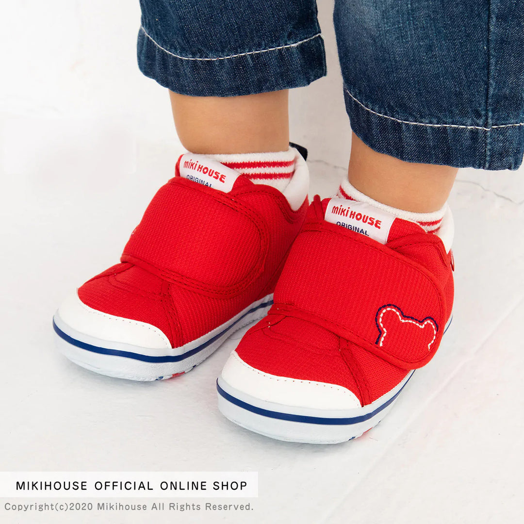 Little red 2025 shoe house