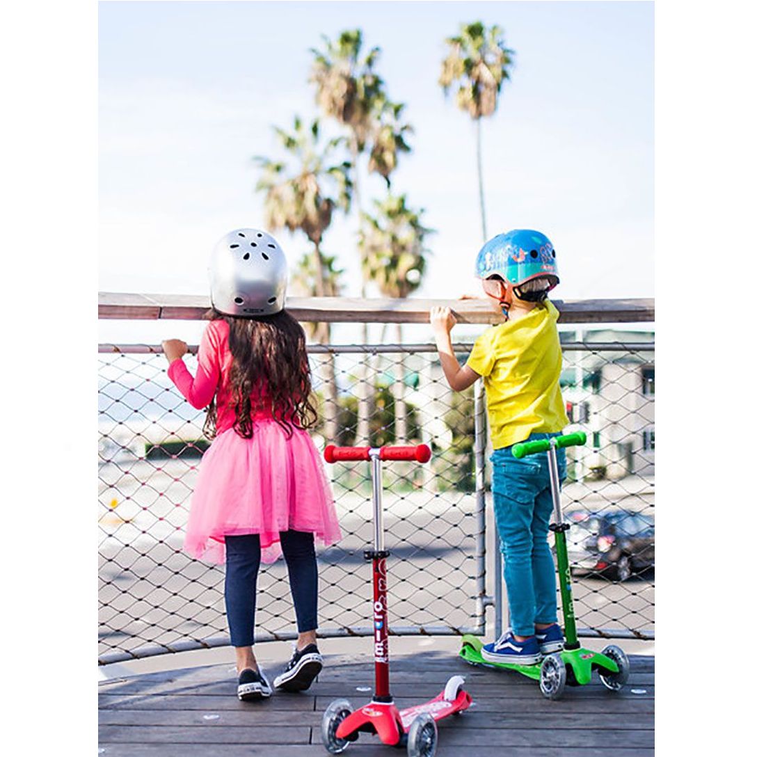 >Micro Kids Mini Deluxe Led Scooter Ages 2-5 (more colors)