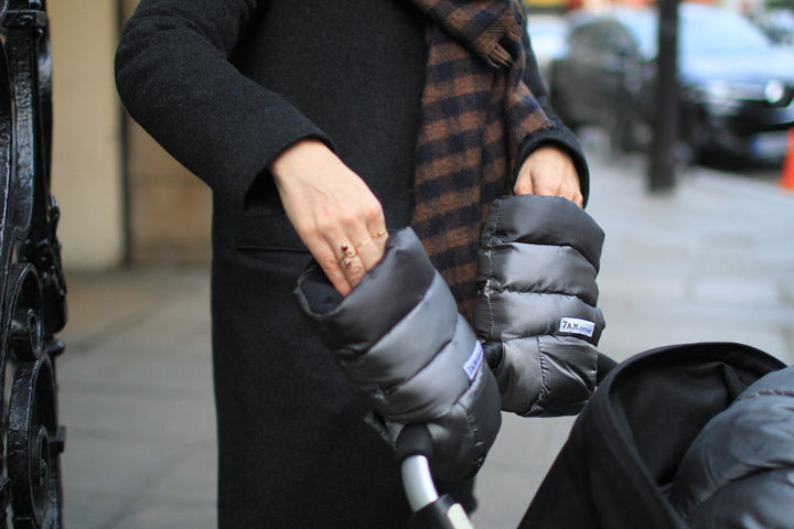 7 A.M. Enfant Warmmuff in Black