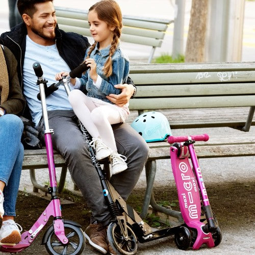 >Micro Kids Maxi Deluxe Foldable LED Scooter [more colors]