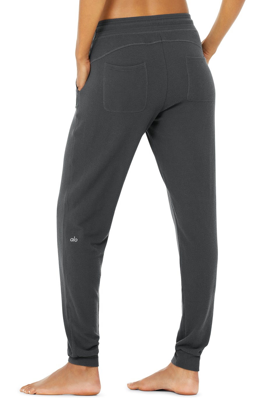ALO Yoga Women's Soho Jogger Sweatpant in Anthracite (Charcoal