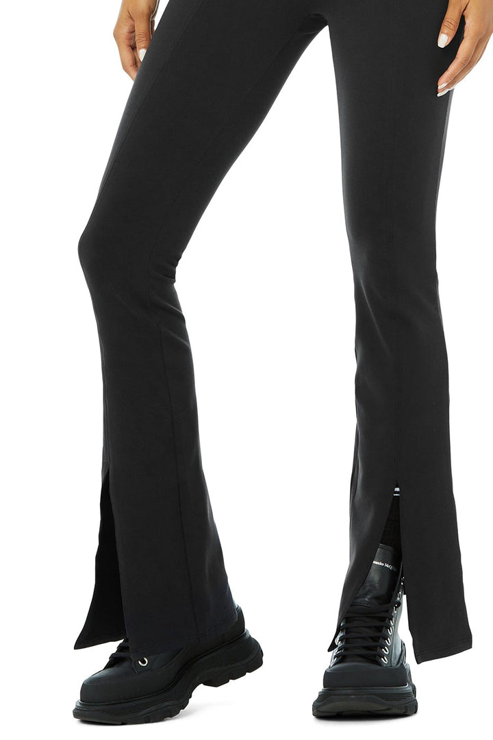 Alo Yoga W5946R AIRBRUSH High-waist Flutter Legging in Black