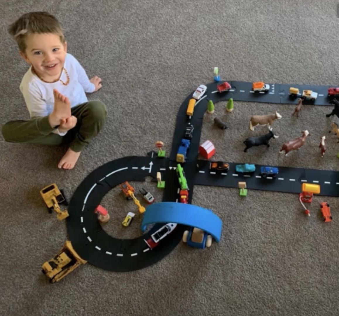 WaytoPlay - King of the Road - Extra Large Flexible Toy Road Set