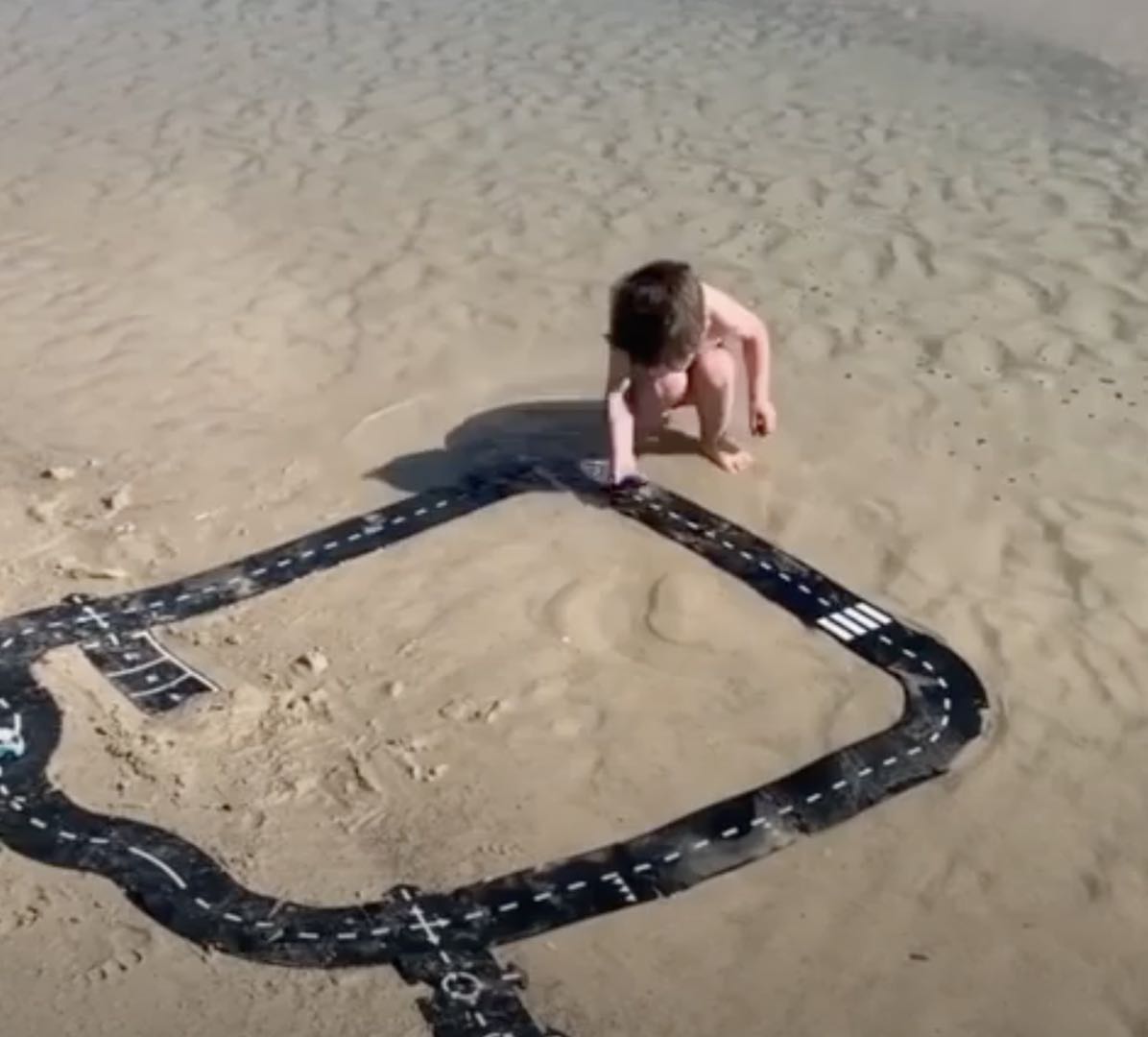 WaytoPlay - King of the Road - Extra Large Flexible Toy Road Set