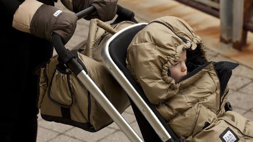 7 A.M. Enfant Warmmuff in Black